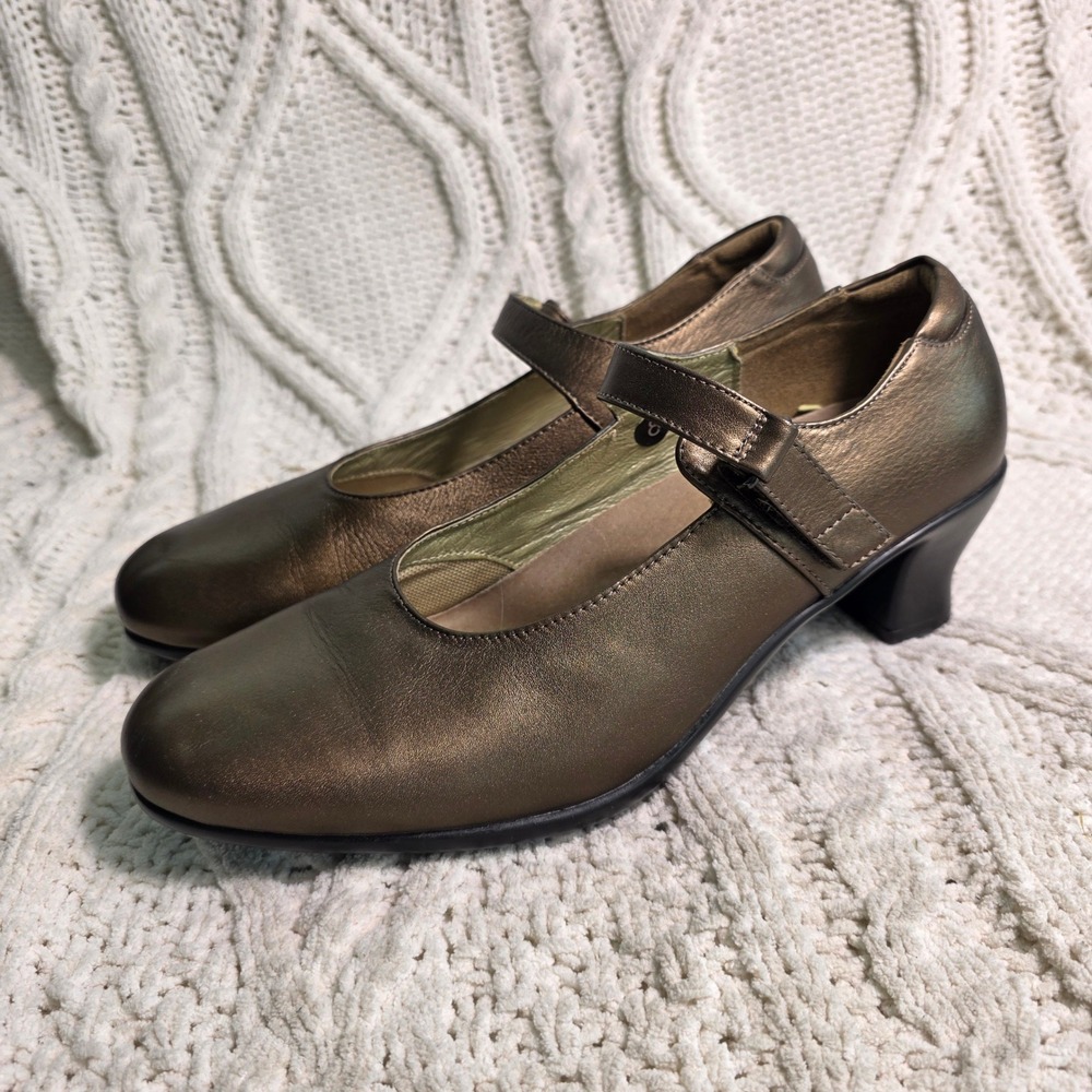 Akaishi ArchFitter Mary Jane Bronze Metallic Heels Dance Pumps Women 8 Excellent
